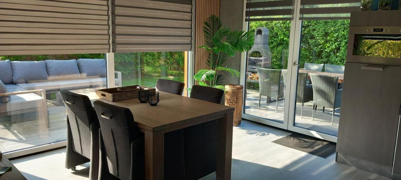 Luxe Recreatie Bungalow No 10 Scherpenisse Luaran gambar
